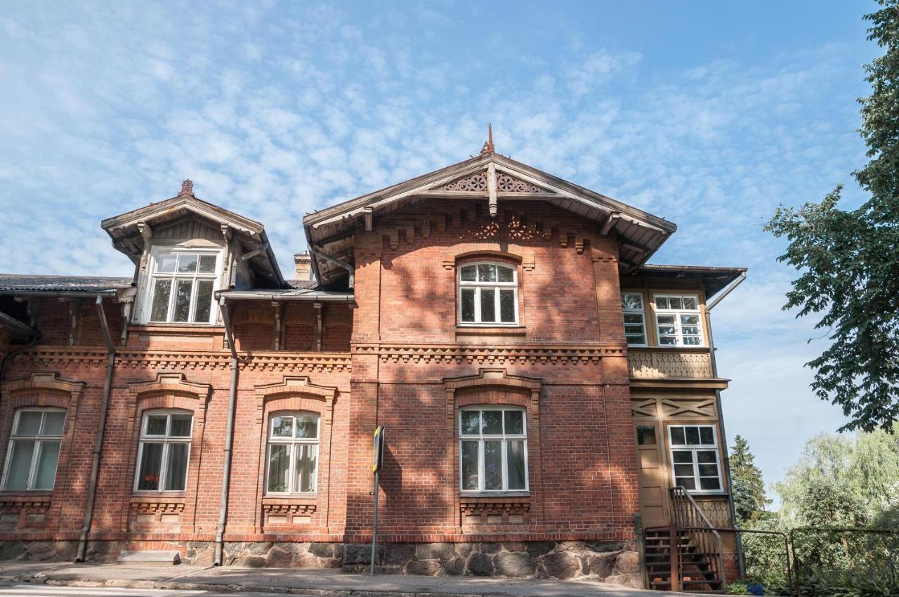 Castle Park With Sunset Veranda Апартамент
